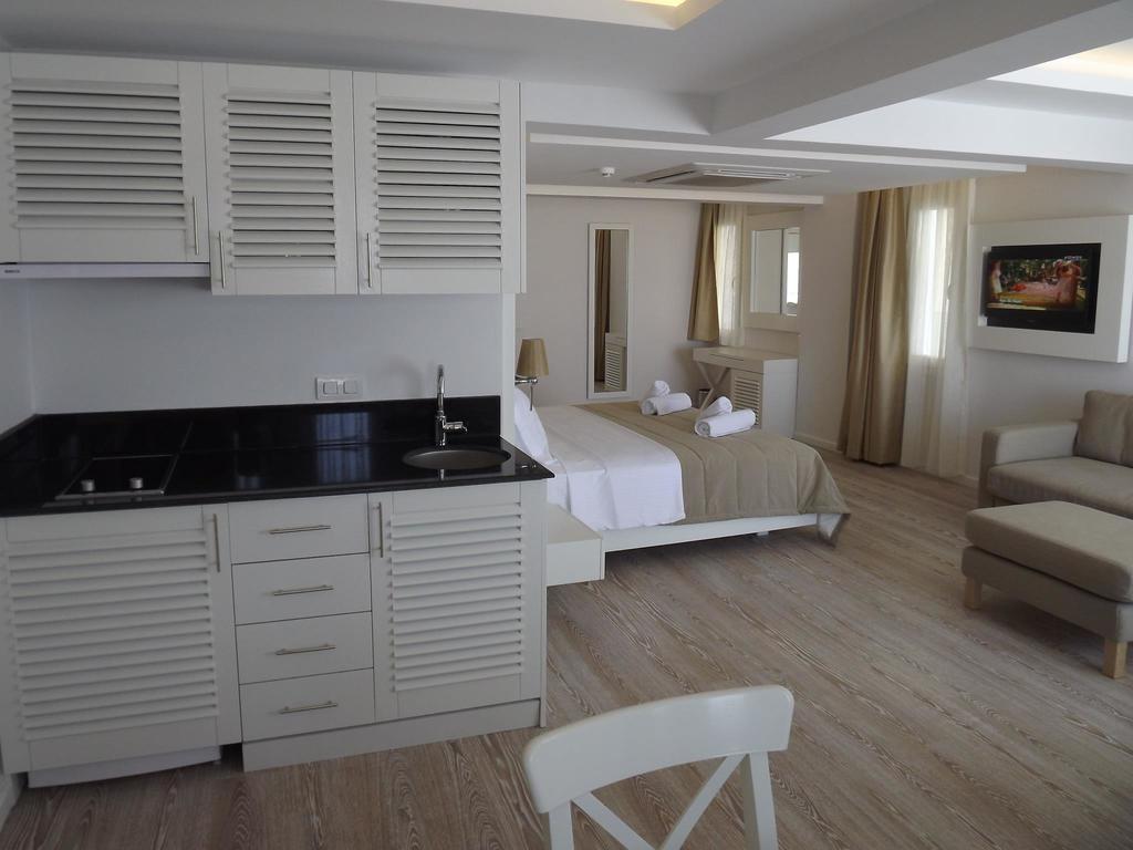 Alesta Yacht Hotel Fethiye Extérieur photo